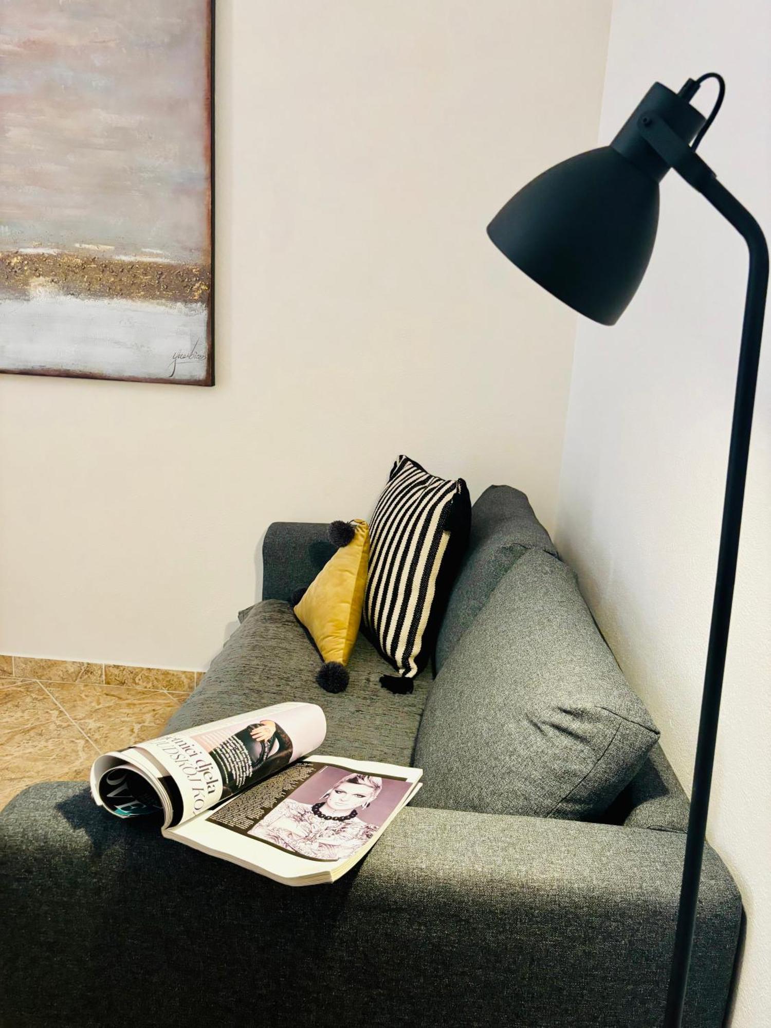 Apartments Sunny Elza フヴァル エクステリア 写真