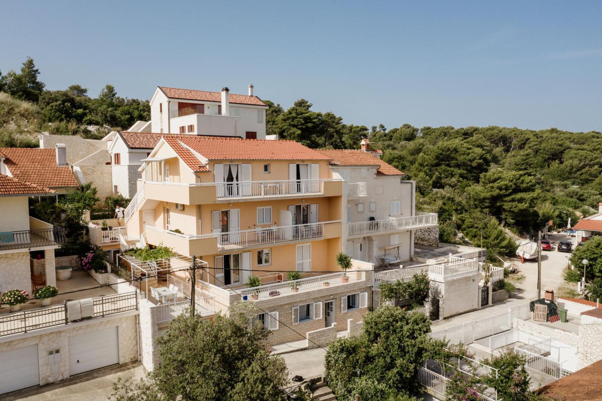 Apartments Sunny Elza フヴァル エクステリア 写真